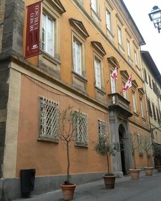 Archivio online del Guarnacci fatto dagli studenti del liceo 