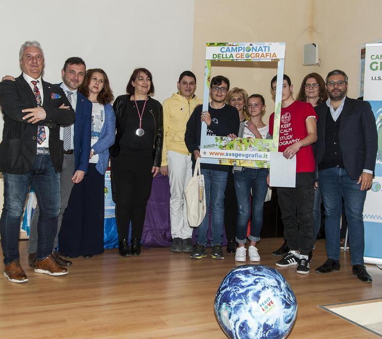 Giochi della Geografia, trionfo apuano 