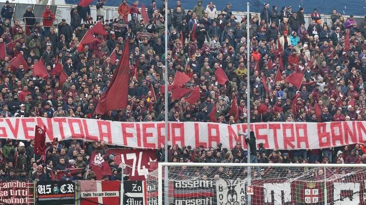 Reggiana - Modena: prezzi popolari e distinti aperti per portare tanti tifosi