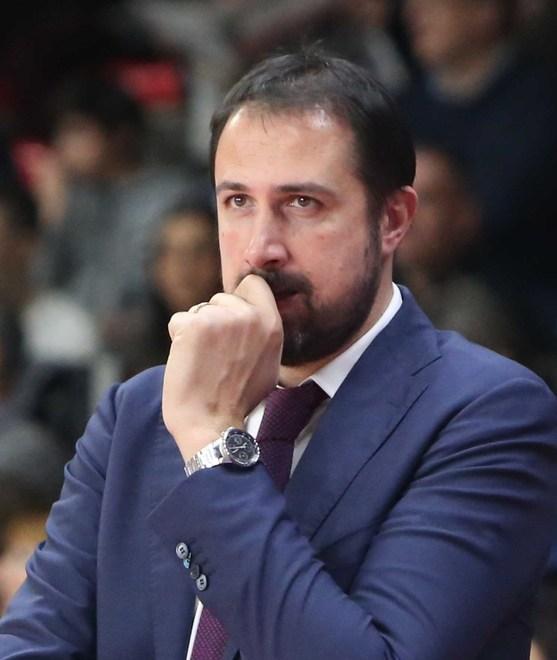 «Mancano sei battaglie non smettiamo di lottare» 