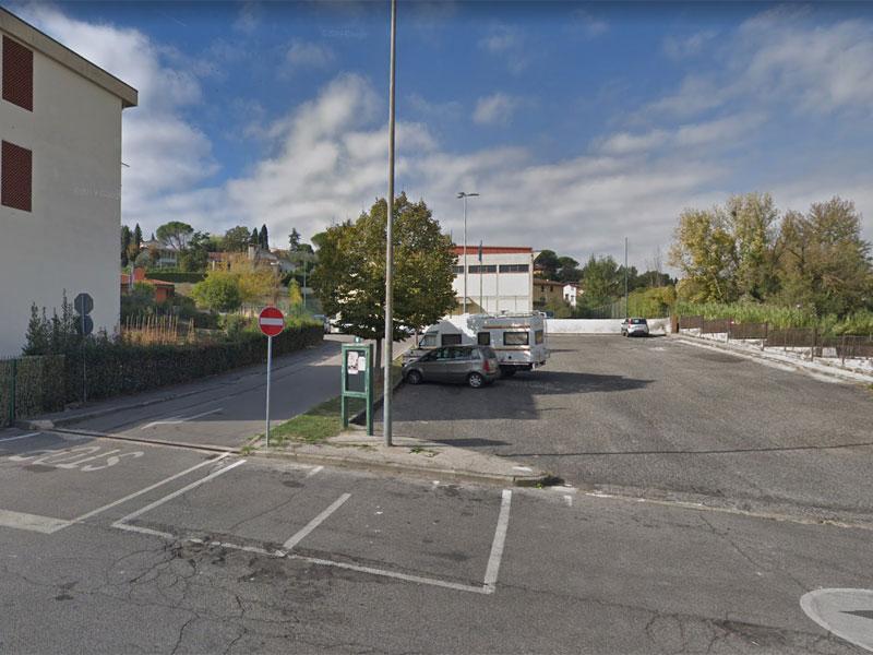 Cambia viale Galilei con 33 posti auto e nuovi marciapiedi 