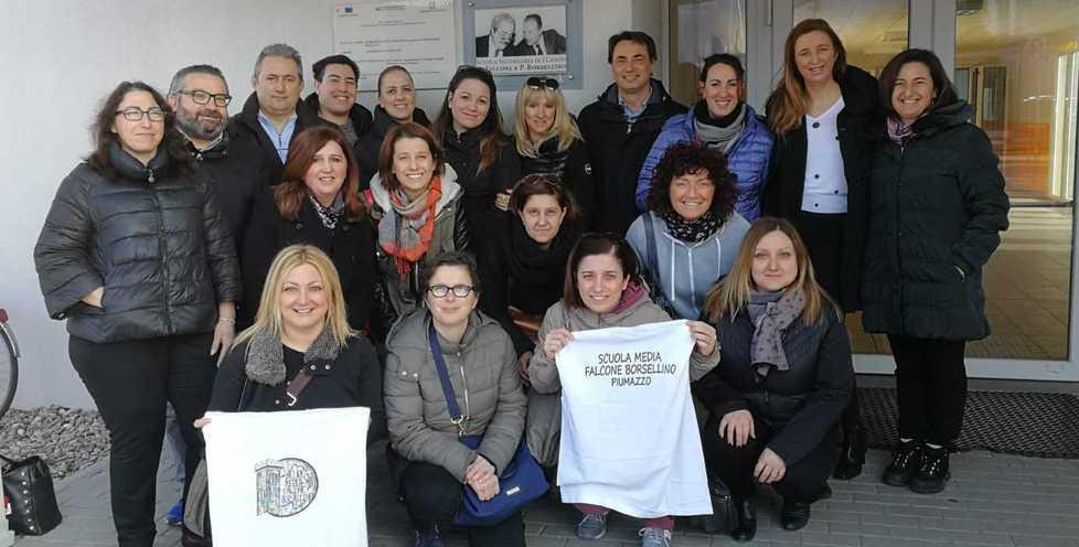 Manca la connessione a scuola Studenti trasferiti a San Cesario 