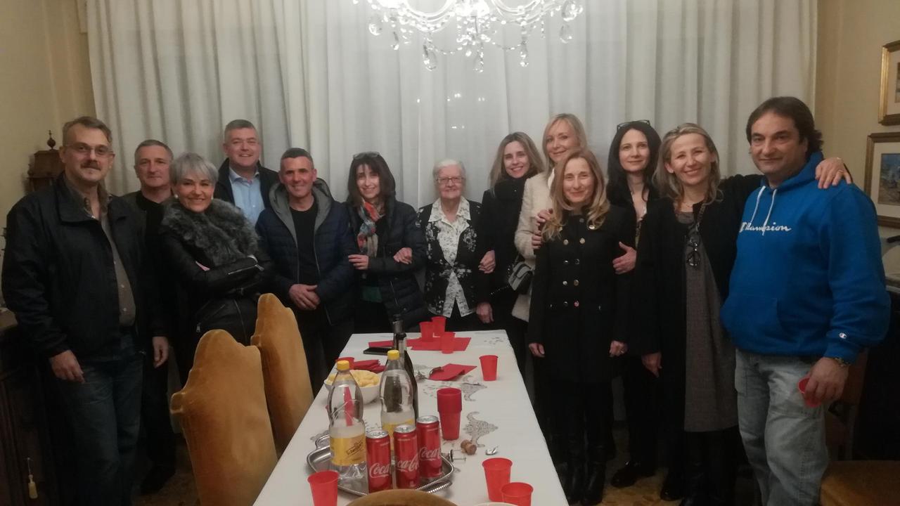 Vanno dalla loro maestra 40 anni dopo la quinta elementare