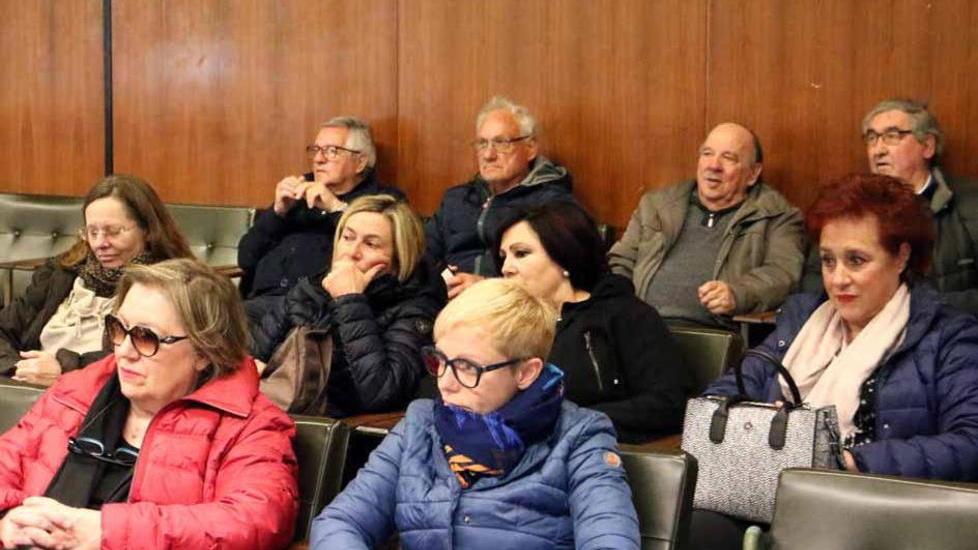 Via alla raccolta fondi degli ex operai Pignone: «Siamo soli, politica e sindacati sono assenti»