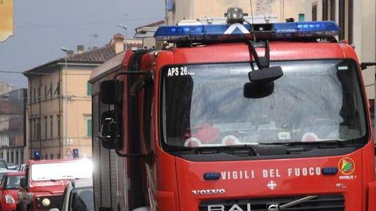 Sostanze tossiche nei tombini: ecco la causa dei miasmi