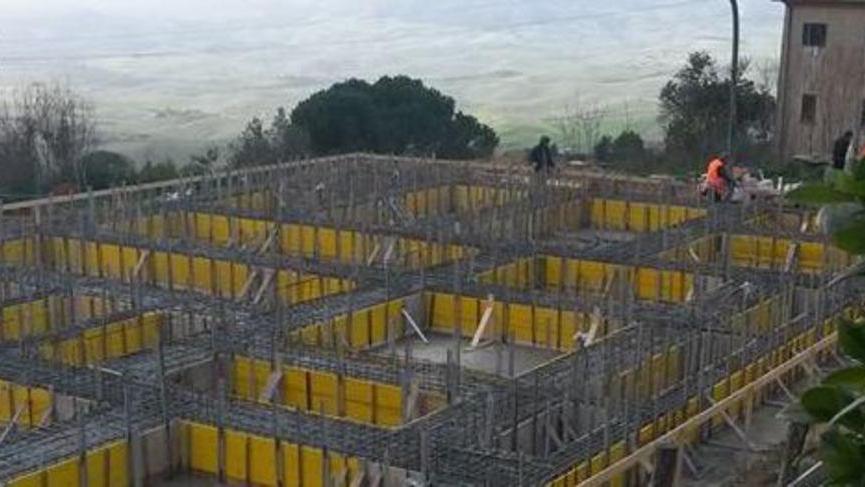 Al nuovo asilo nido sono arrivati gli arredi esterni