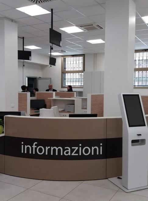 Si inaugurano la nuova piazza e lo Sportello Unico comunale
