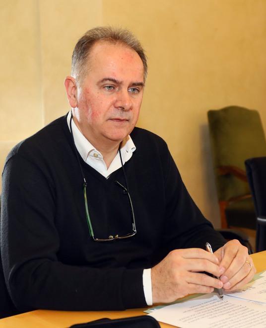 Il sindaco si è dimesso «Lo faccio per i cittadini» 