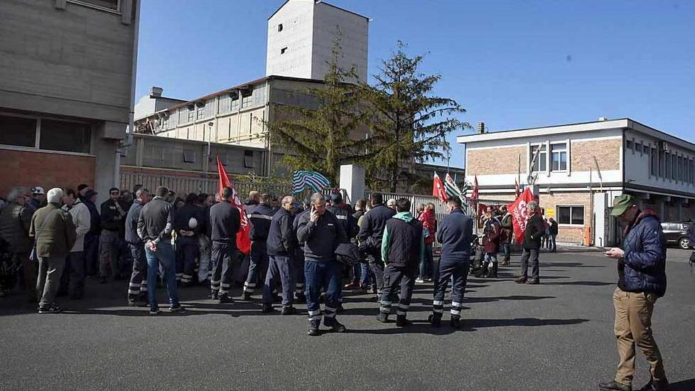 Sanac, dal tavolo arrivano garanzie sull’occupazione «Serve investire»