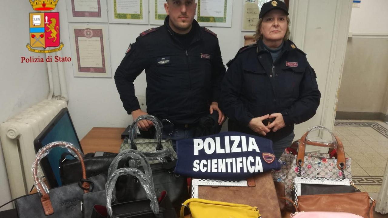 Venditore abusivo sorpreso al mercato, denunciato