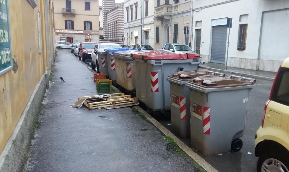 Rifiuti abbandonati In arrivo 3 telecamere contro gli incivili