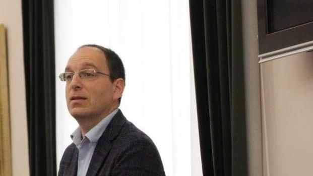 L’opposizione attacca «Si convochi subito la 4ª commissione»
