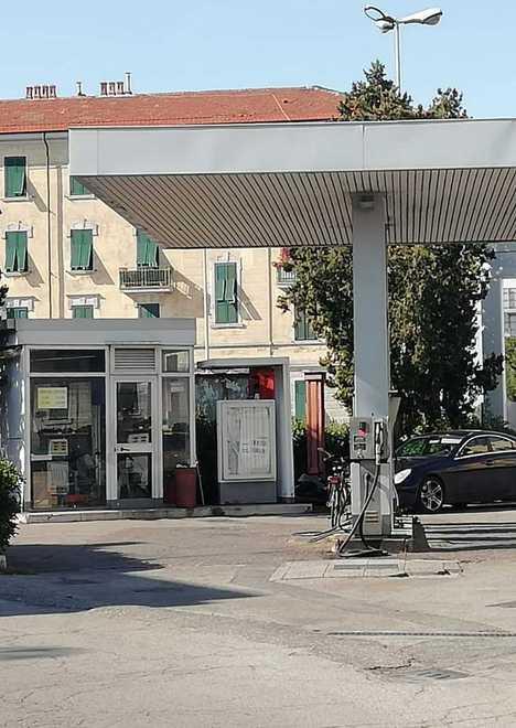 Collaudo mancante: chiuso distributore