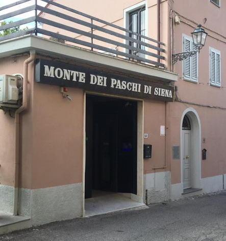 Rapinatore seriale di banche condannato per quattro assalti 