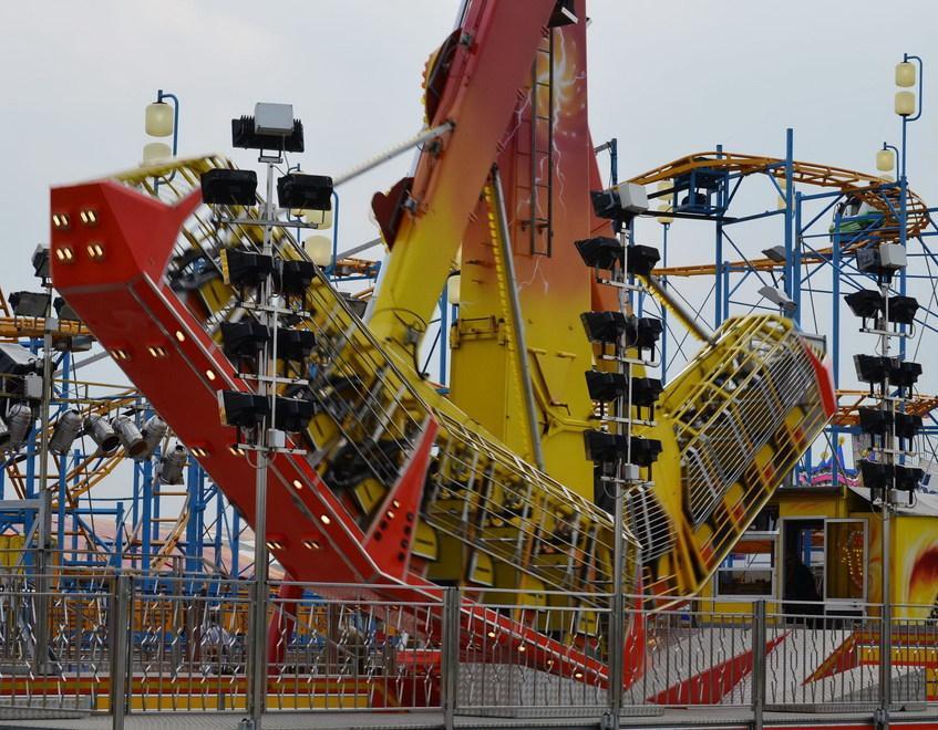 Al Luna Park giostre aperte Oltre sessanta le attrazioni 