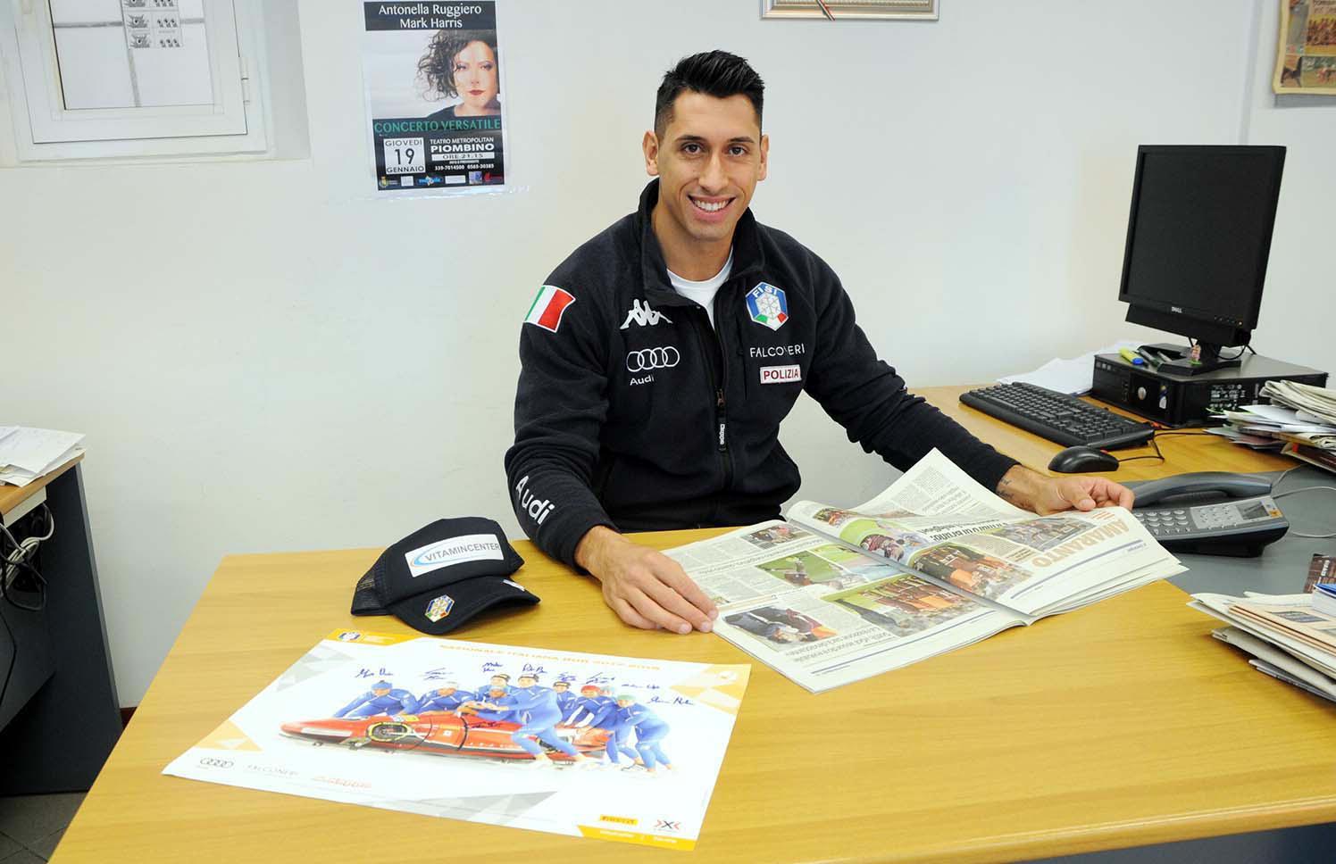 Francesco Costa nella redazione del Tirreno (foto Paolo Barlettani)