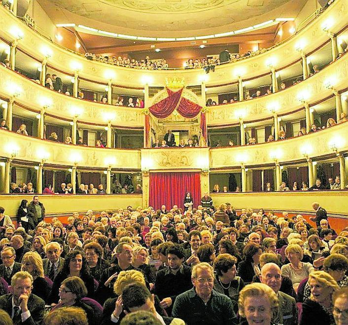 Con “Noi Tirreno” in visita al Teatro del Giglio di Lucca 