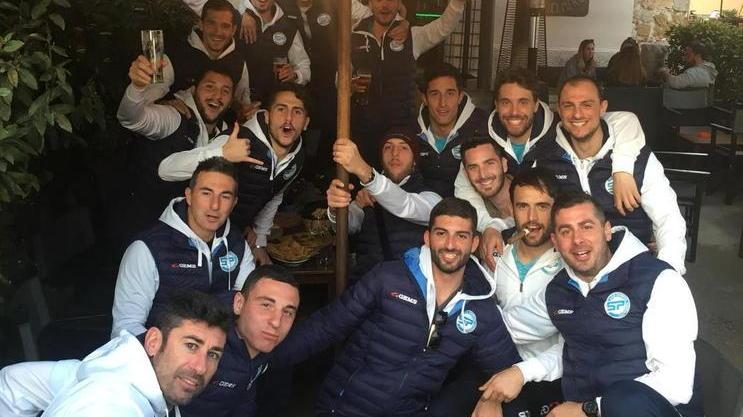 Pietrasanta, è la domenica del brindisi