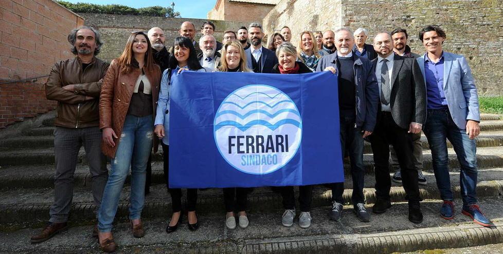 Ecco la lista Ferrari sindaco «Siamo il futuro della città» 