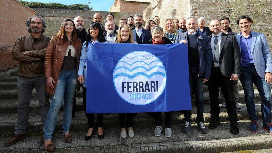 Ecco la lista Ferrari sindaco «Siamo il futuro della città»