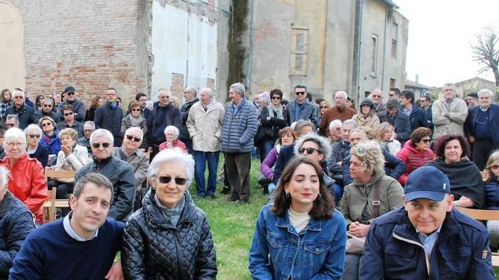 Il Pd presenta il candidato «Sono dalla parte dei cittadini»