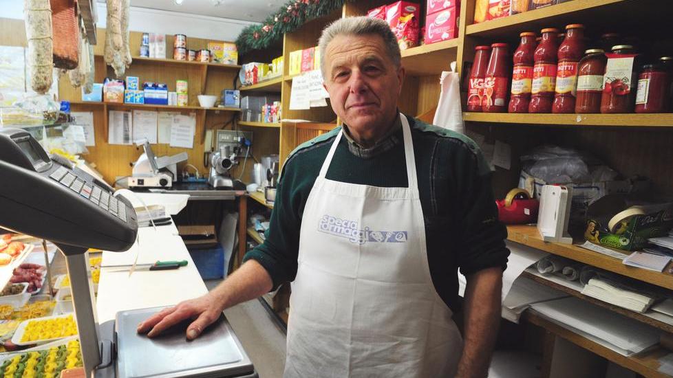 Pavullo. La bottega ha novant’ anni ma non li dimostra Anzi, oggi è anche on-line