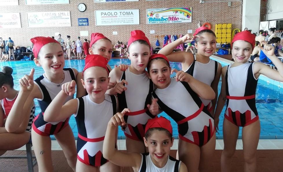 A Casalecchio di Reno pioggia di medaglie per le Sincronette targate Coopernuoto 