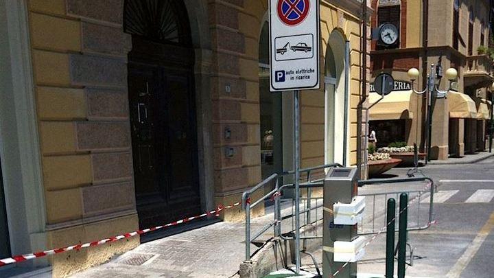 Una colonnina per auto elettriche ogni 500 abitanti: record al Forte