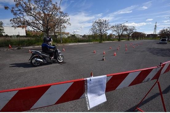 la nuova area dedicata ai ciclomotori in piazza Thailandia