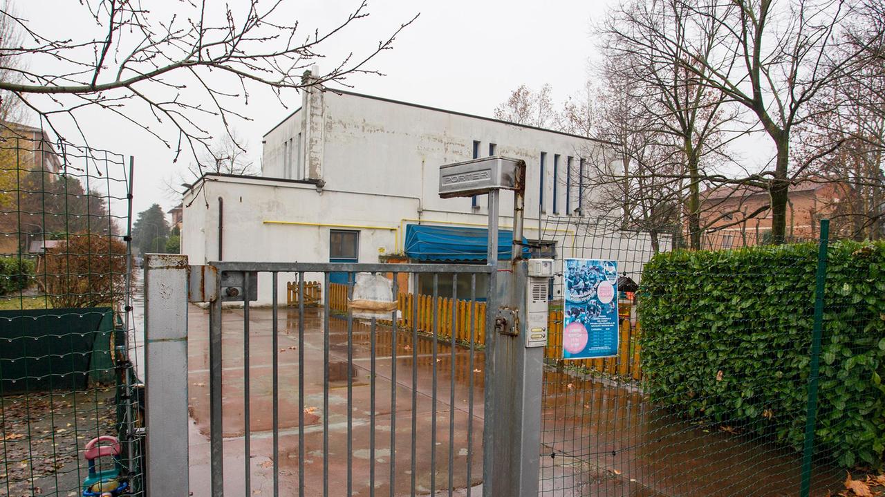 Modena, asilo nido Piazza: Il Comune "Danneggiati alcuni pannelli per una infiltrazione"