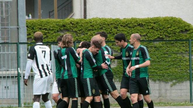Ultras del Viareggio contro i dirigenti: se ne vadano