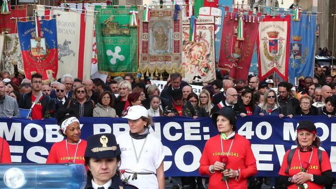 Moby Prince, 28 anni di rabbia e dolore «La magistratura può riscattare lo Stato»