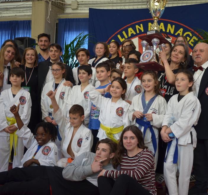 Braccia al cielo per lo Zen Club in bacheca anche la Coppa Italia