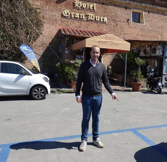Albergatori del centro in rivolta per le soste blu 