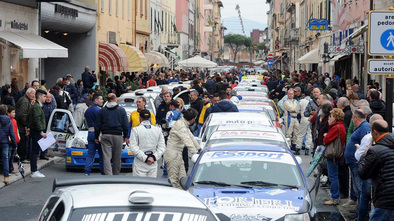 I protagonisti e le auto