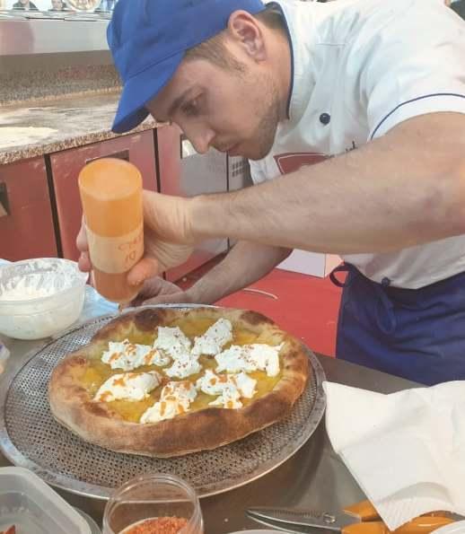 Dal forno di casa all’Olimpo delle pizze La storia di Daniel Favero di Ometto