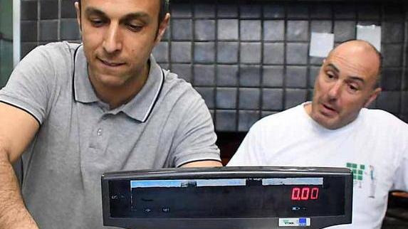 Strumenti antichi e ricetta classica Quando la tradizione si chiama Vasco