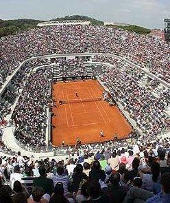 Il centrale sarà coperto e diventerà un palasport «Federer? Se viene, meglio»