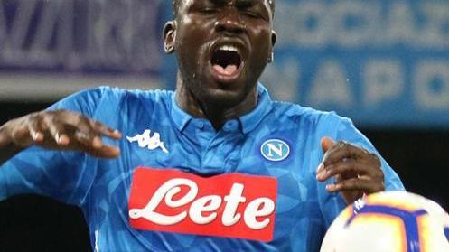 Premier, allarme razzismo Offese a Salah e Koulibaly «Bombarolo» e «negro»