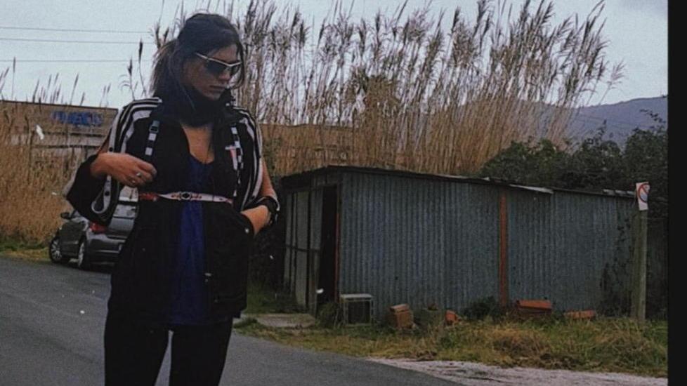 Silvia la camminatrice seriale: ho reagito, ma ho la bomboletta al peperoncino