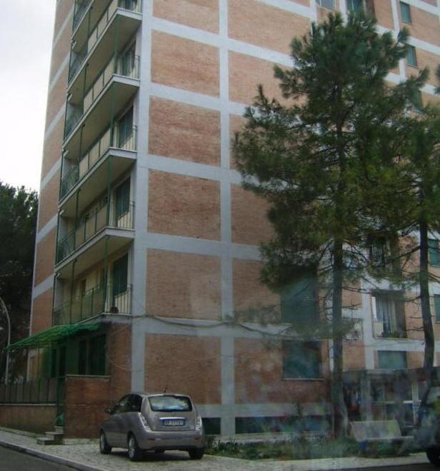 Case in vendita a 1 euro per evitare il degrado al villaggio degli operai 