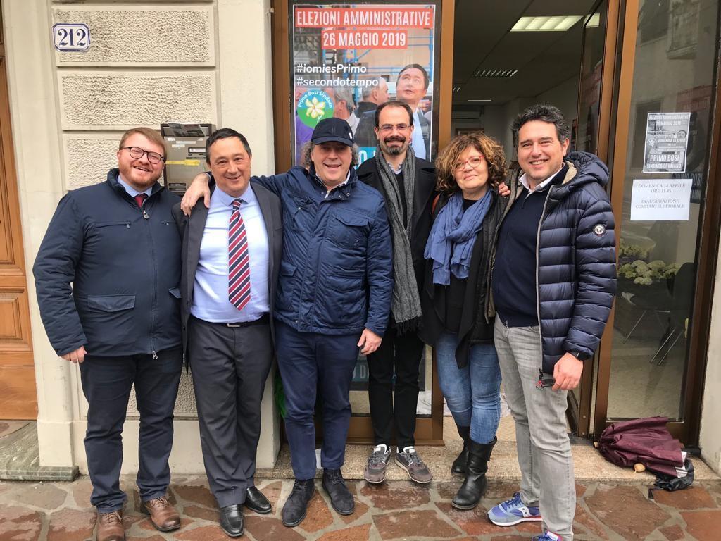 Da sinistra: Giovanni Morganti, sindaco di Vernio, Primo Bosi, sindaco di Vaiano, Michele Giacco, comitato civico Uniti per Primo Bosi Sindaco, Gabriele Bosi, segretario provinciale PD, Roberta Roberti, segretario comunale PD Vaiano, Alessandro Michelozzi, Partito Socialista