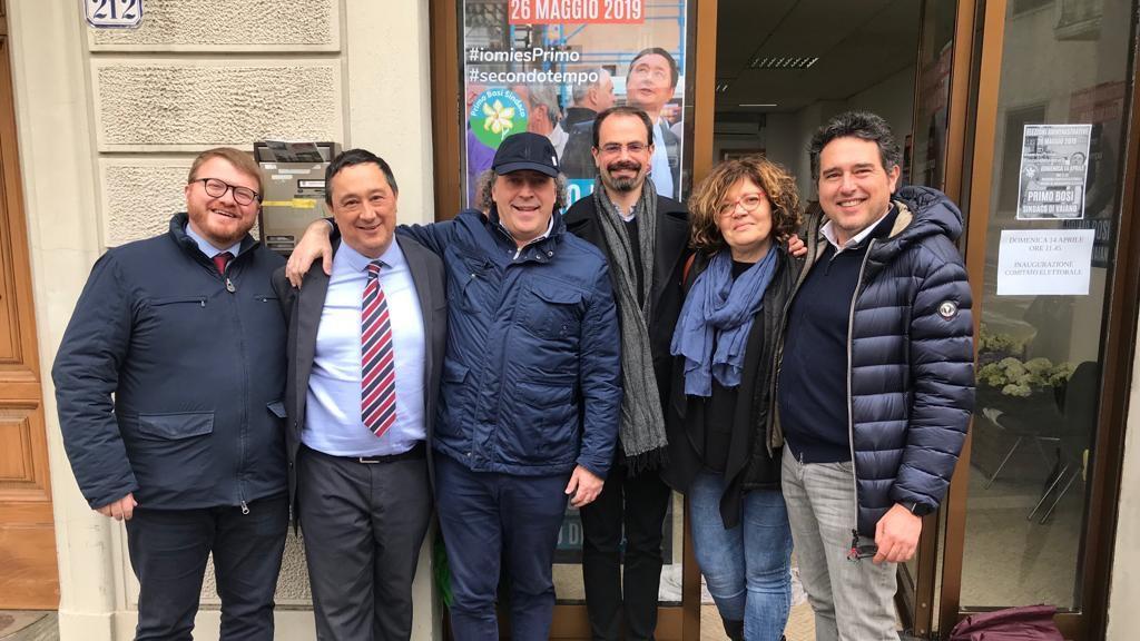 Da sinistra: Giovanni Morganti, sindaco di Vernio, Primo Bosi, sindaco di Vaiano, Michele Giacco, comitato civico Uniti per Primo Bosi Sindaco, Gabriele Bosi, segretario provinciale PD, Roberta Roberti, segretario comunale PD Vaiano, Alessandro Michelozzi, Partito Socialista
