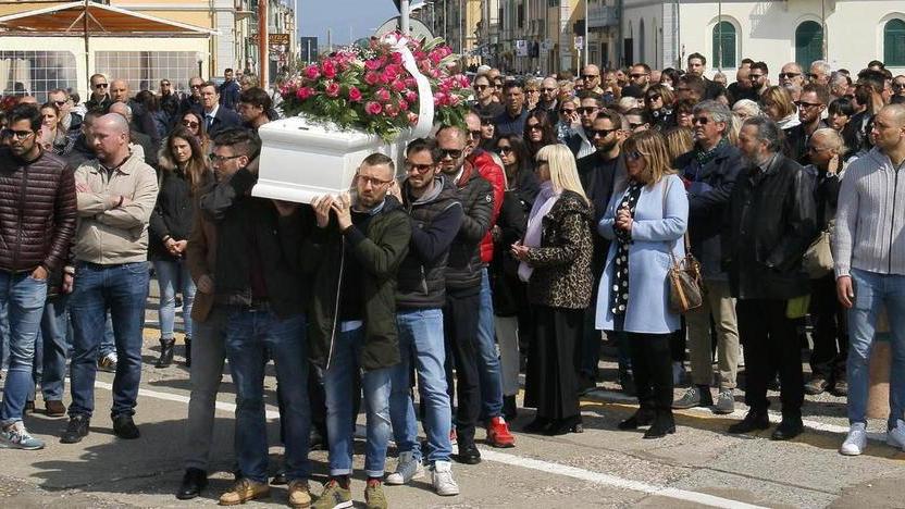 L'addio a Rachele Mancini (Foto Muzzi)
