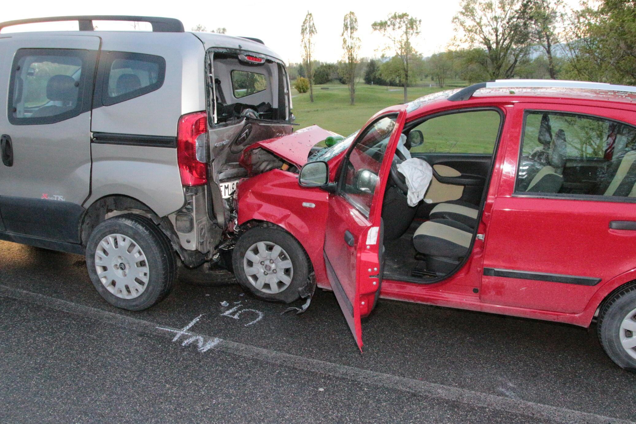 Le due vetture coinvolte nell'incidente