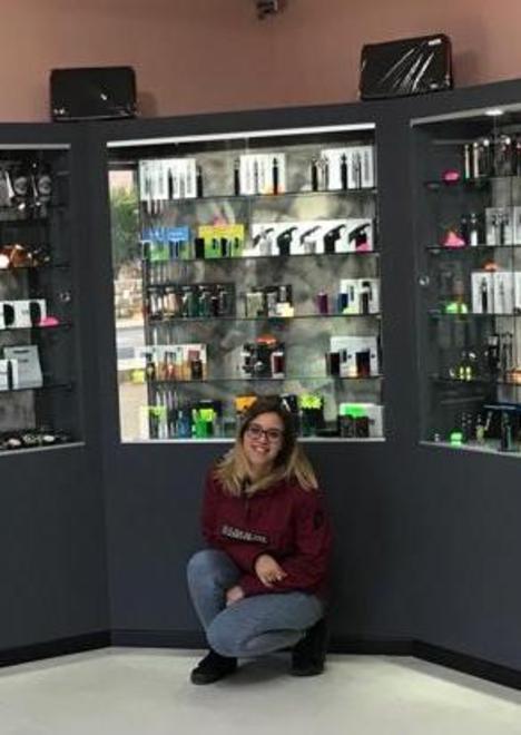 Apre lo shop tutto dedicato a chi ama “svapare”