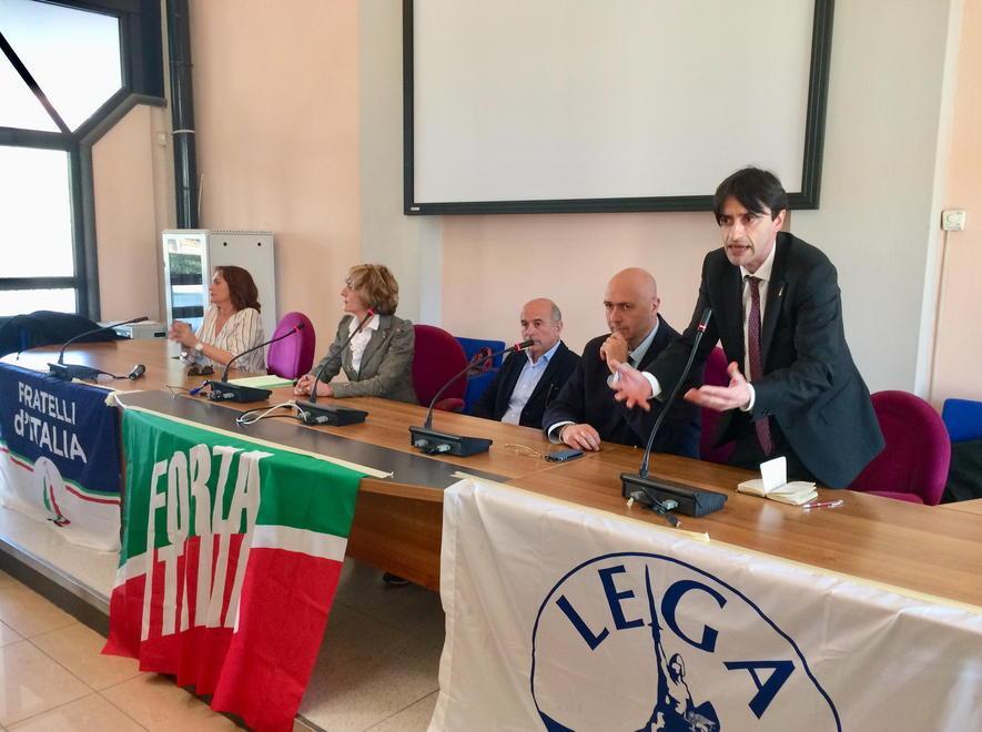 «Siamo pronti a vincere» Il centrodestra all’attacco 