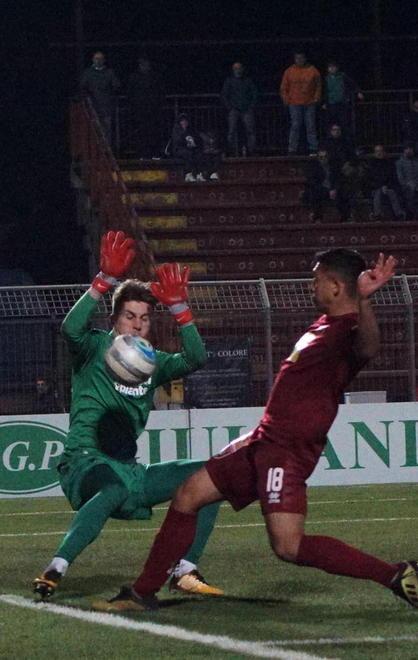 Il Pontedera non sfonda il muro arancione I playoff sono ancora tutti da conquistare 