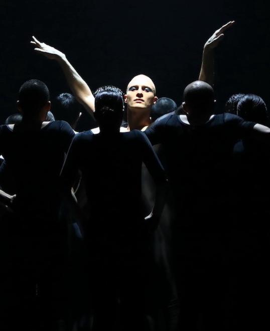 Il linguaggio “Gaga” sul palco con la Batsheva Dance Company 
