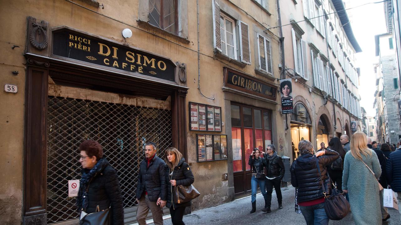 Quota 100 per i commercianti: a chi rivolgersi per fare domanda